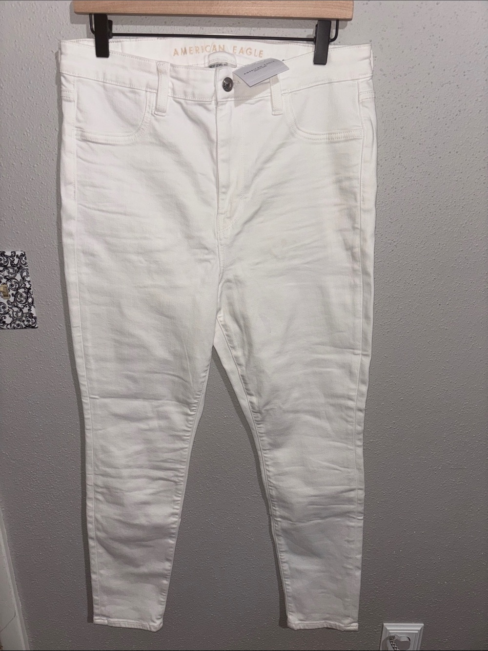 American Eagle Next Level Super High-Waisted Jegging (Size 14 short)